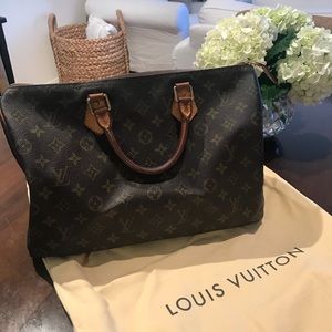 Louis Vuitton Speedy 35